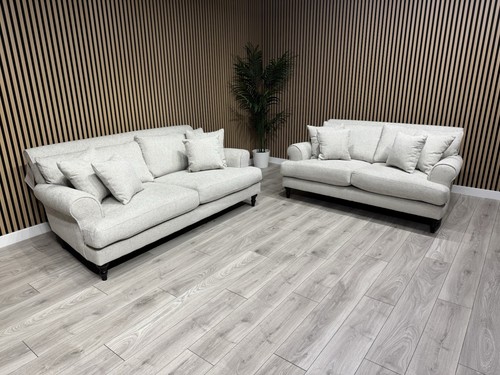 Laura ashley lynden style - laura,