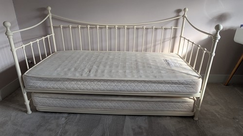 Laura ashley hastings daybed - laura,