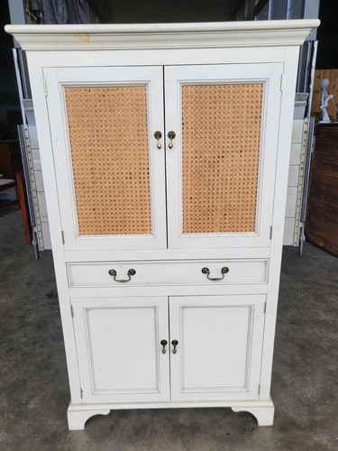 Laura ashley linen press - ashley,